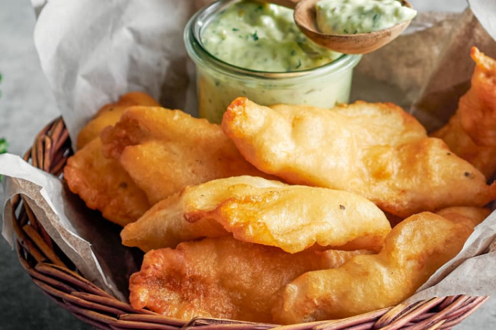 CRISPY PERCH FISH - Lützelau - Seerestaurant