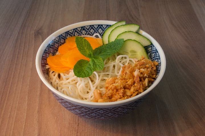 Portion of Vermicelli 🥢 - Beau Bun by Food Act