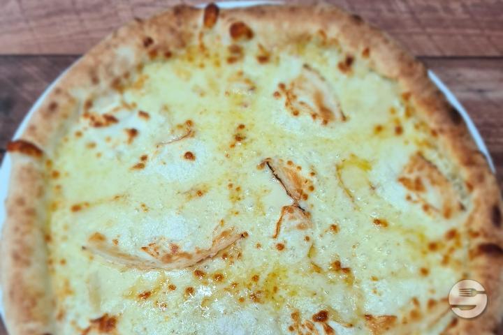 Quatre Fromages Suisse - Pizza Mia