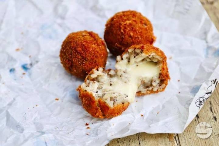 Arancini Shoulder Ham and Mozzarella - Etna Pizza 2