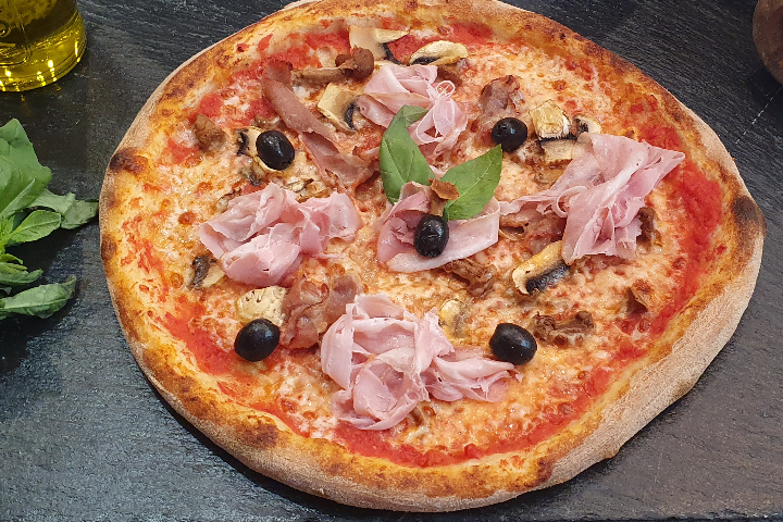 Proscuitto - Emirates Pizza