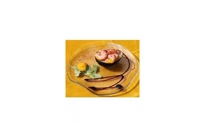 Aguacate con Gambas y Salsa Rosa - Tapeó