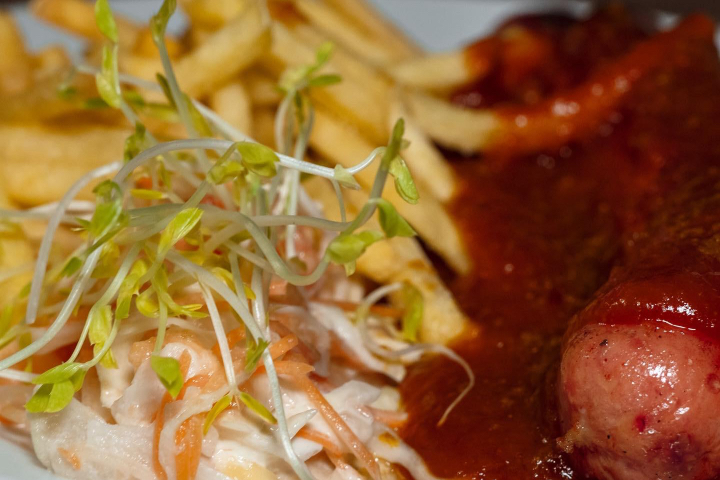 Currywurst "Frisch & Frech" - Frisch & Frech
