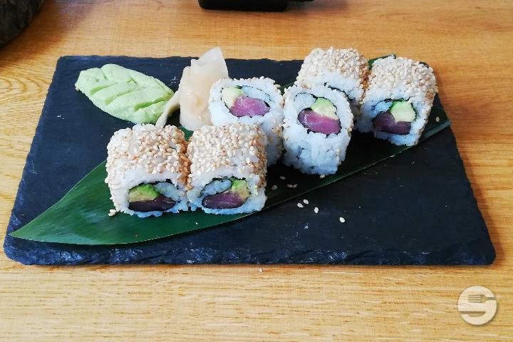 Uramaki Spicy Rolls Tonno - Sushiway