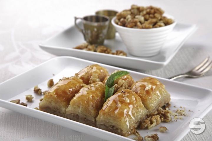 Baklava mit Walnüssen 1 kg - Bäckerei Glatt Cafe