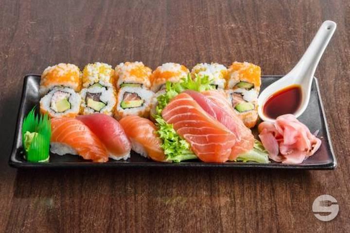 MR1. Salmon Avocado - Chez Lin