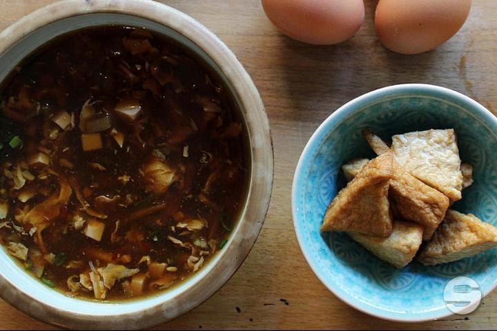 101. Sour Soup - Restaurant Bonbon