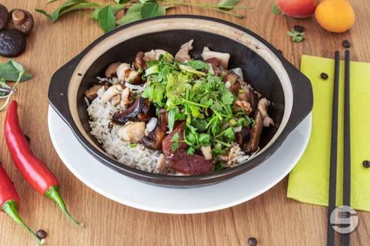 195. Fried Rice with Chicken - Restaurant Bonbon