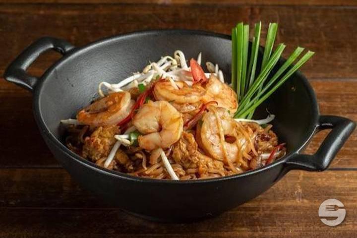 155. Shrimps with Basil - Restaurant Bonbon