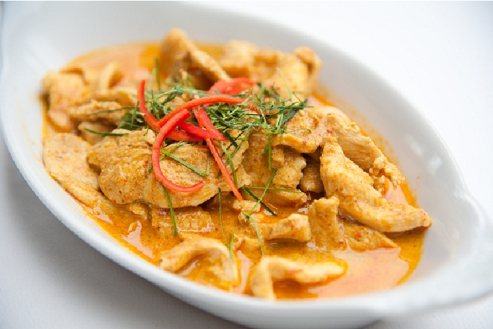 Poulet au Curry Panaeng - Pad Thai