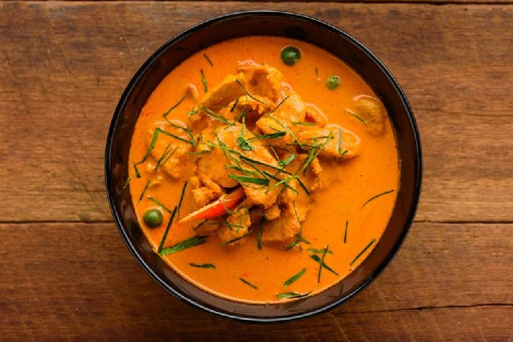Porc au Curry Rouge - Pad Thai