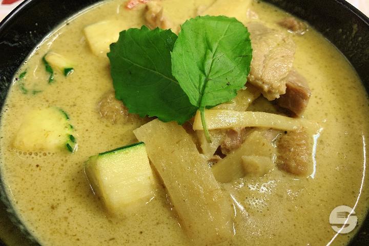 Canard au Curry Vert - Pad Thai