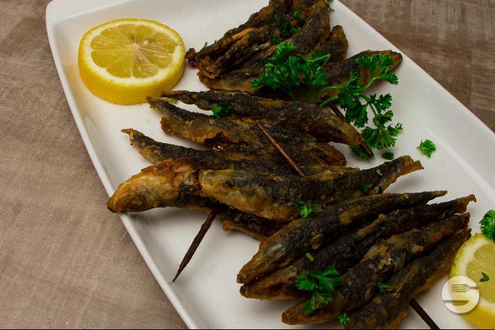 Brochettes de Poissons grillées - Sel & Braise