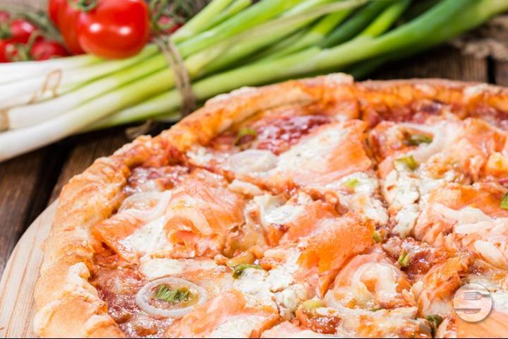 Pizza Poisson - Sidewalk Café