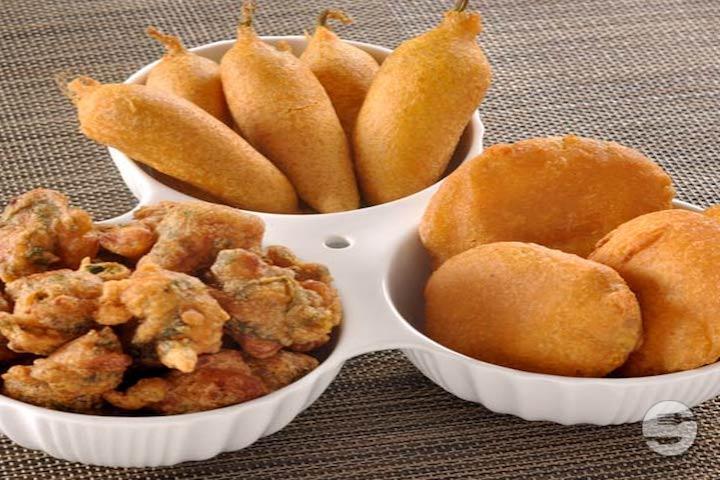 Mix Pakoras - Le Gandhi