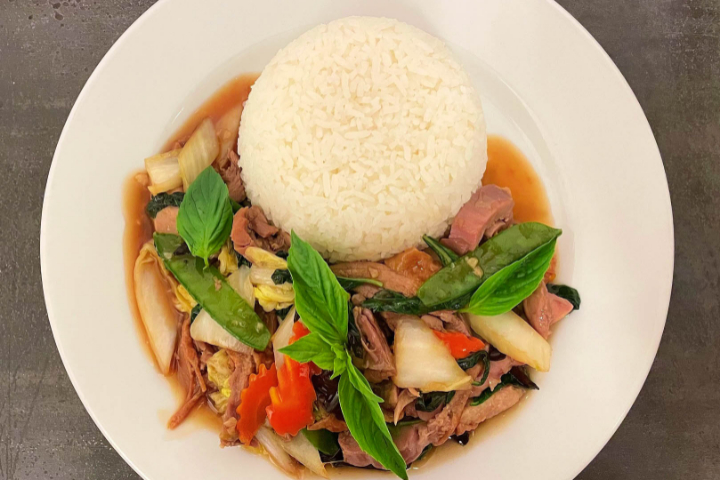 Duck with Thai Basil - Le P'tit Exo