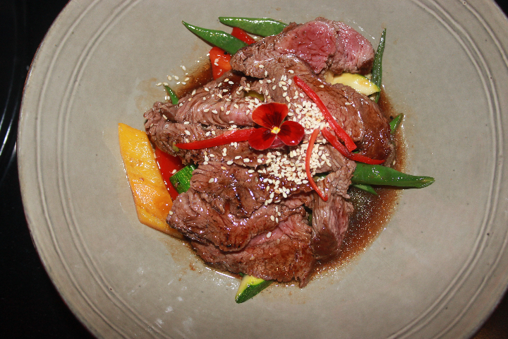 Filet de boeuf grillé au sésame - Jaï Thai