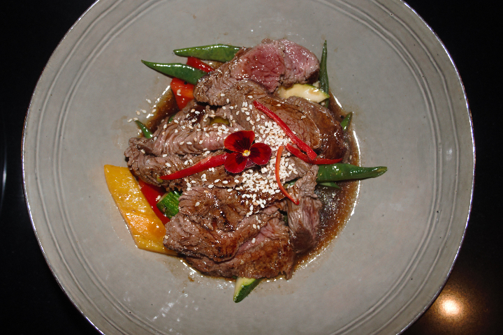 Filet de boeuf grillé au sésame - Jaï Thai
