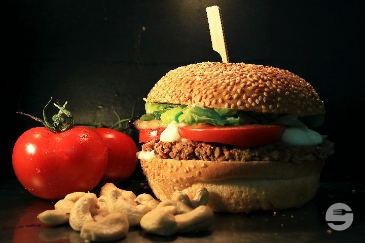 Happy World - Natural Food
