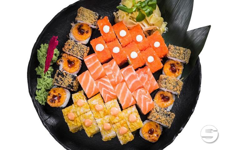 Platte 2 - Yummy.Express Sushi & Momos