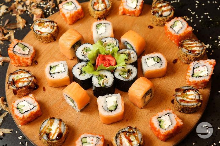 Platte 5 / Vegan - Yummy.Express Sushi & Momos