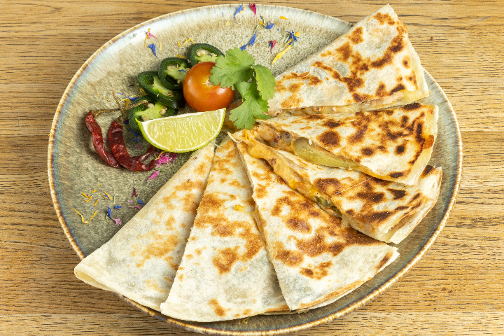 Veggy Quesadilla - Burrito Bandito Bern