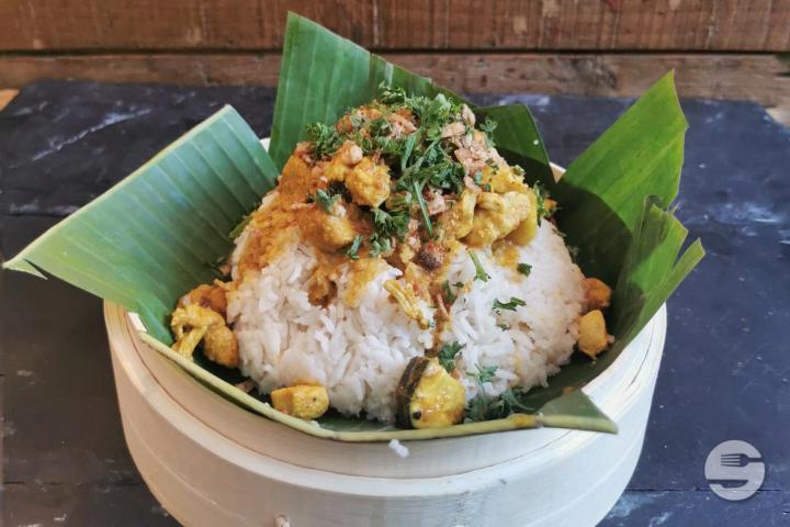 Chicken Curry - Satay Saray