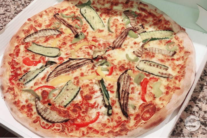 Pizza Gorgonzola - Bari Pizza