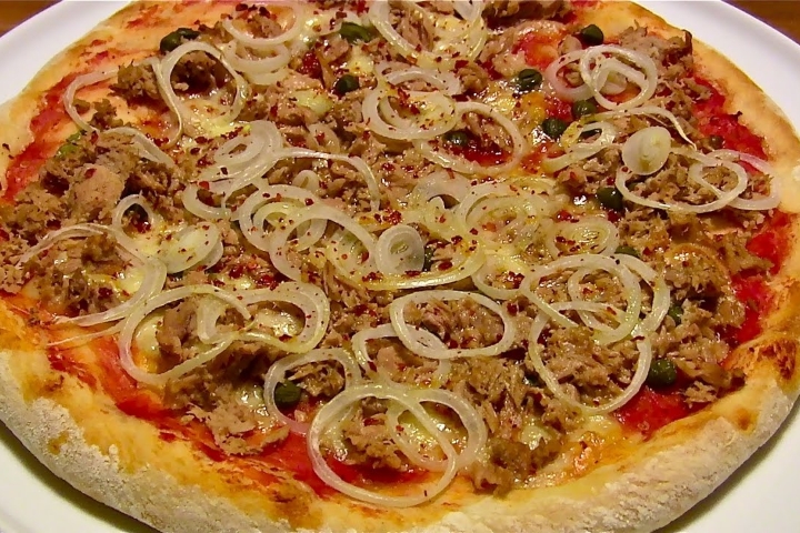 Tonno - Sforno Pizzeria