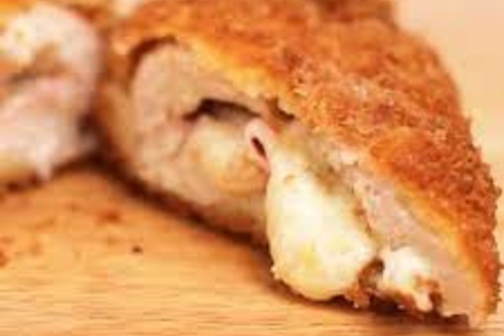 Tessiner Schweins Cordon Bleu - Sforno Pizzeria