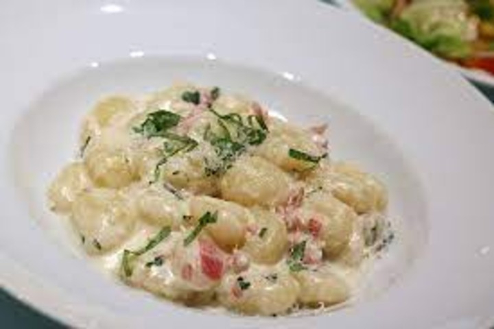 Gnocchi Alla Panna - Sforno Pizzeria