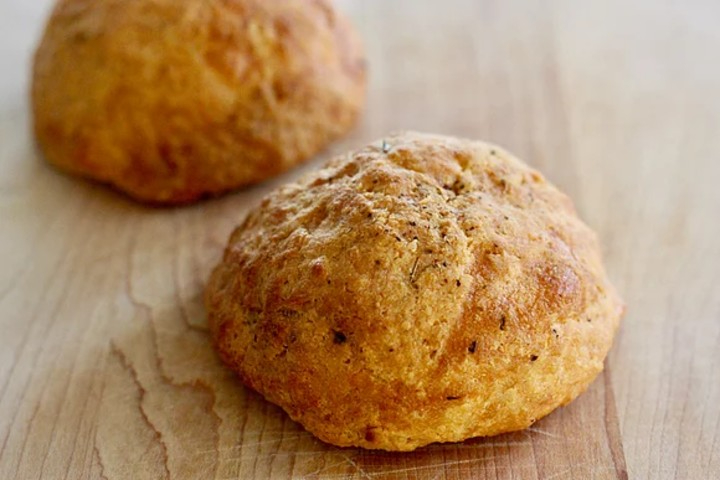 Keto Cheese Bread - Lin Switzerland