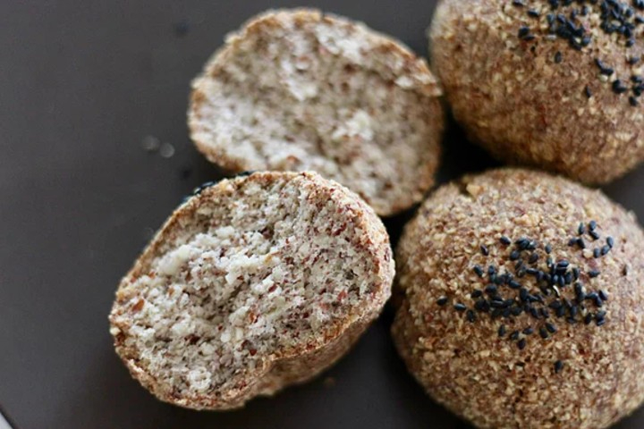Keto Bread Roll - Lin Switzerland