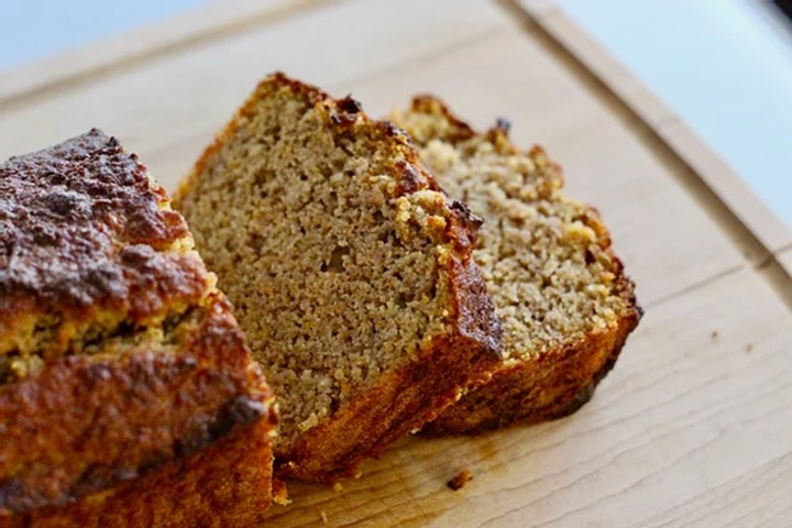 Keto Carrot Loaf Cake - Lin Switzerland