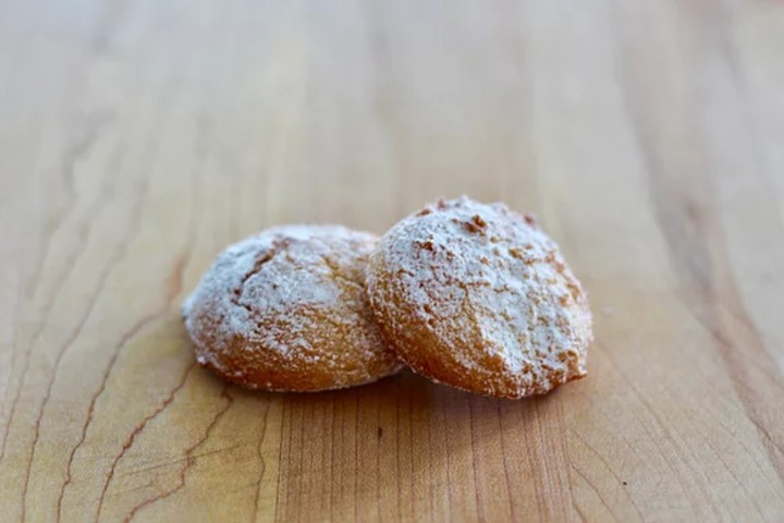 Keto Amaretti Cookies - Lin Switzerland
