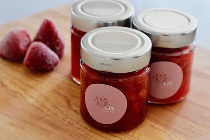 Keto Vegan Strawberry Jam - Lin Switzerland