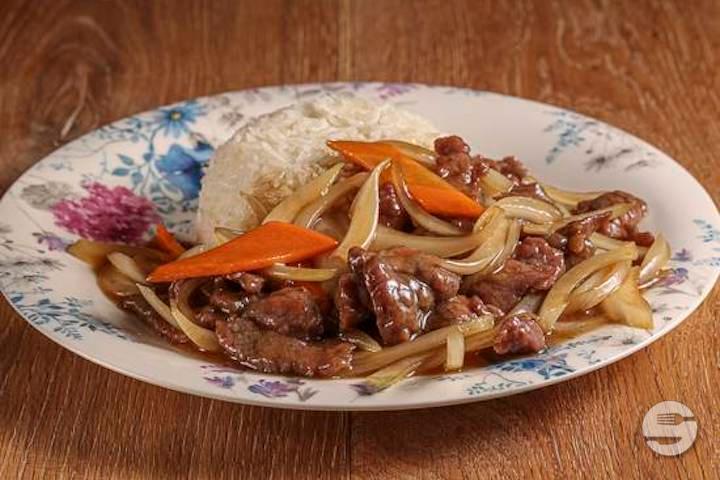 65. Beef Satay Rice - Rong Town