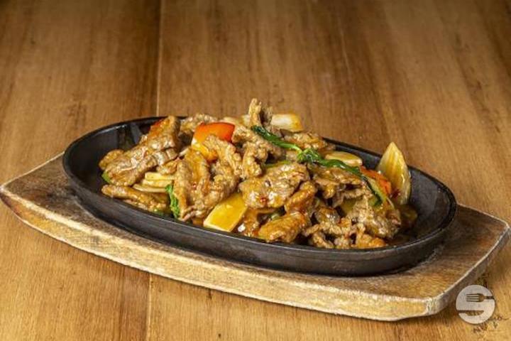 68. Beef Rice with Red Curry - Rong Town