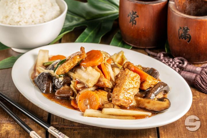 211. Stir-Fried Chinese Vegetables - Rong Town