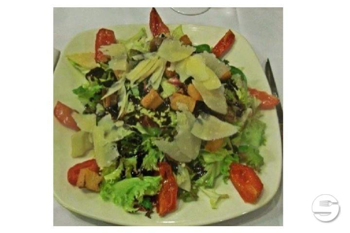 Green salad - Trattoria Gugger