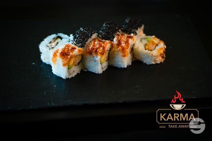 Spice Thuna ( Thunfishchtatar, Gurke, Frülingszwiebeln, Sesam- Öl, Chili ) 8Stk. - Karma Take Away