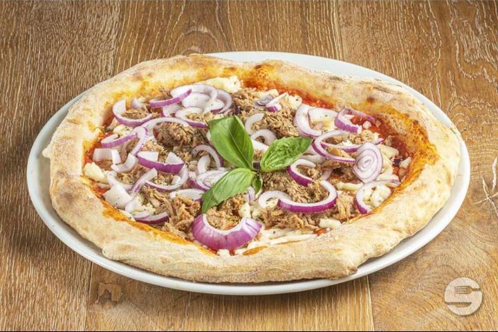 Pizza au Thon - Ali's Pizza & Kebab