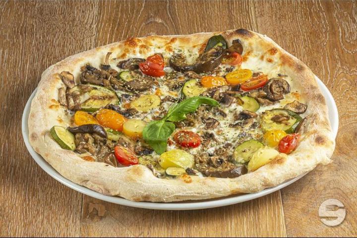 Pizza Végétarienne - Ali's Pizza & Kebab
