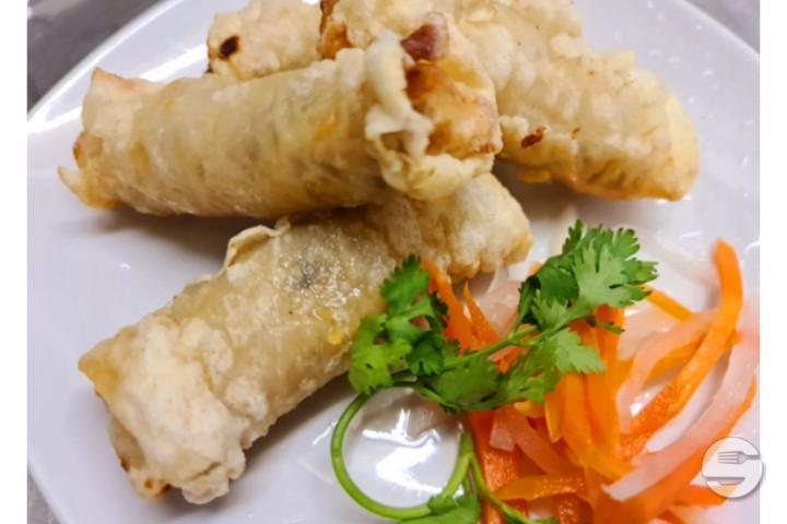 Vietnamese spring rolls deep fried - Kim Ngoc Take-Away