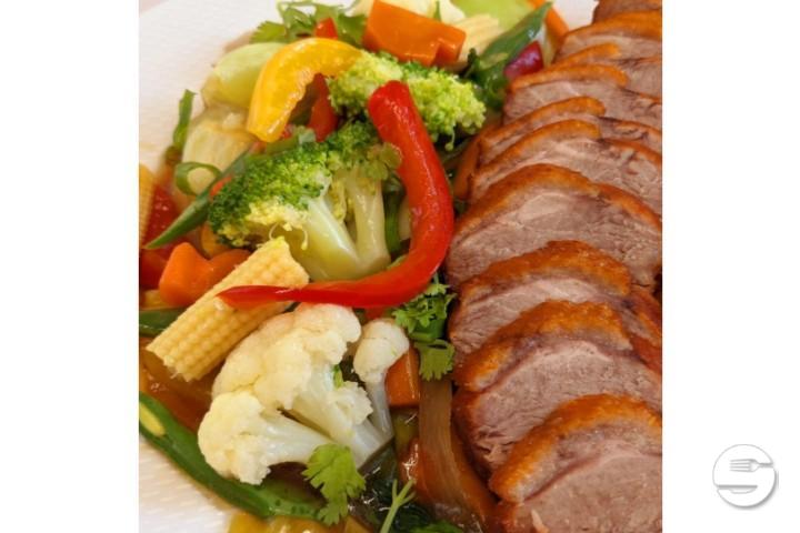 Duck sauce with duck meat - Kim Ngoc Take-Away