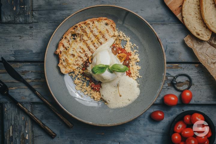 Büffel - Mozzarella mit Tomaten Chutney - FUSIO