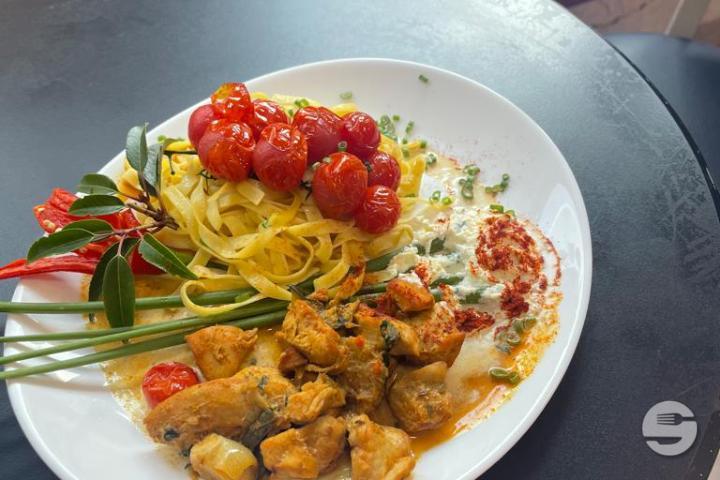 Spaghetti - Centro Pizza Kurier