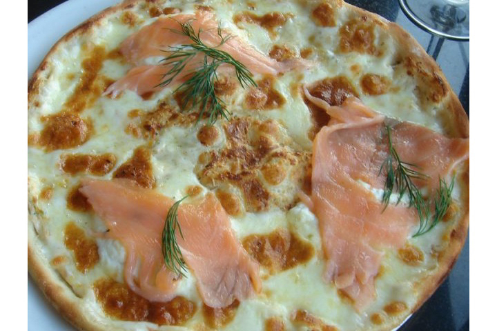 Salmone Pizza - ASCOT Pizza & Kebab