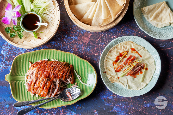 99 Duck with pineapple - Suan Long Enge
