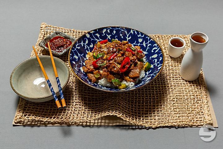 5102 Beef sweet and sour - Suan Long Langstrasse